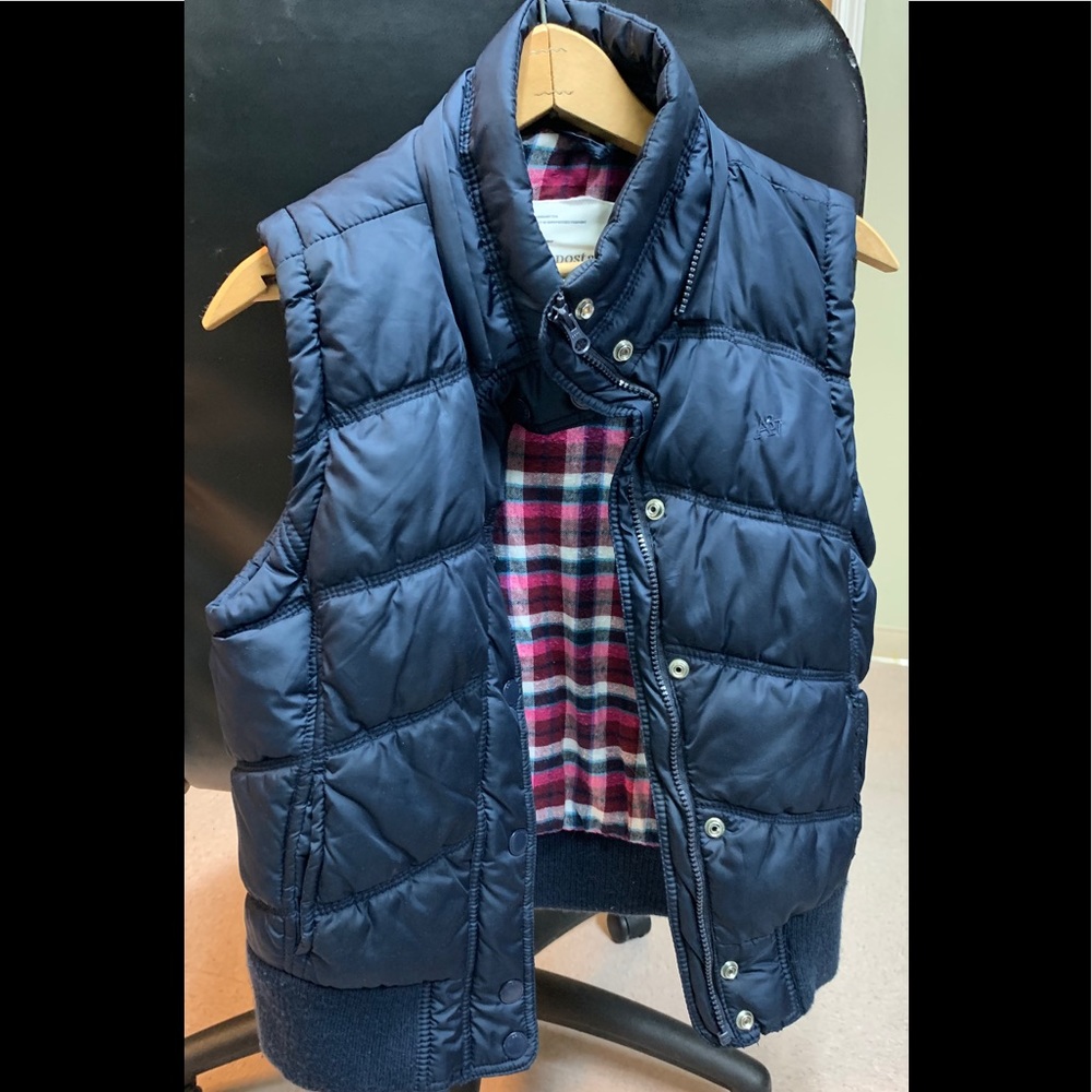 Woman puff vest